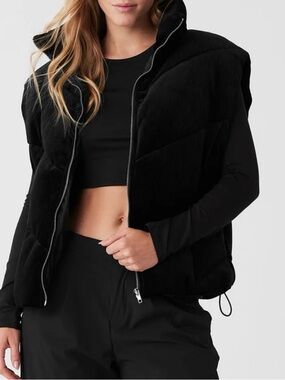 Alo yoga ribbed velour mountain vest